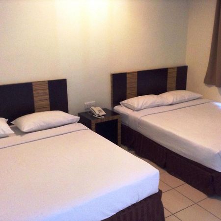Hotel Traveller Kota Kinabalu Zimmer foto