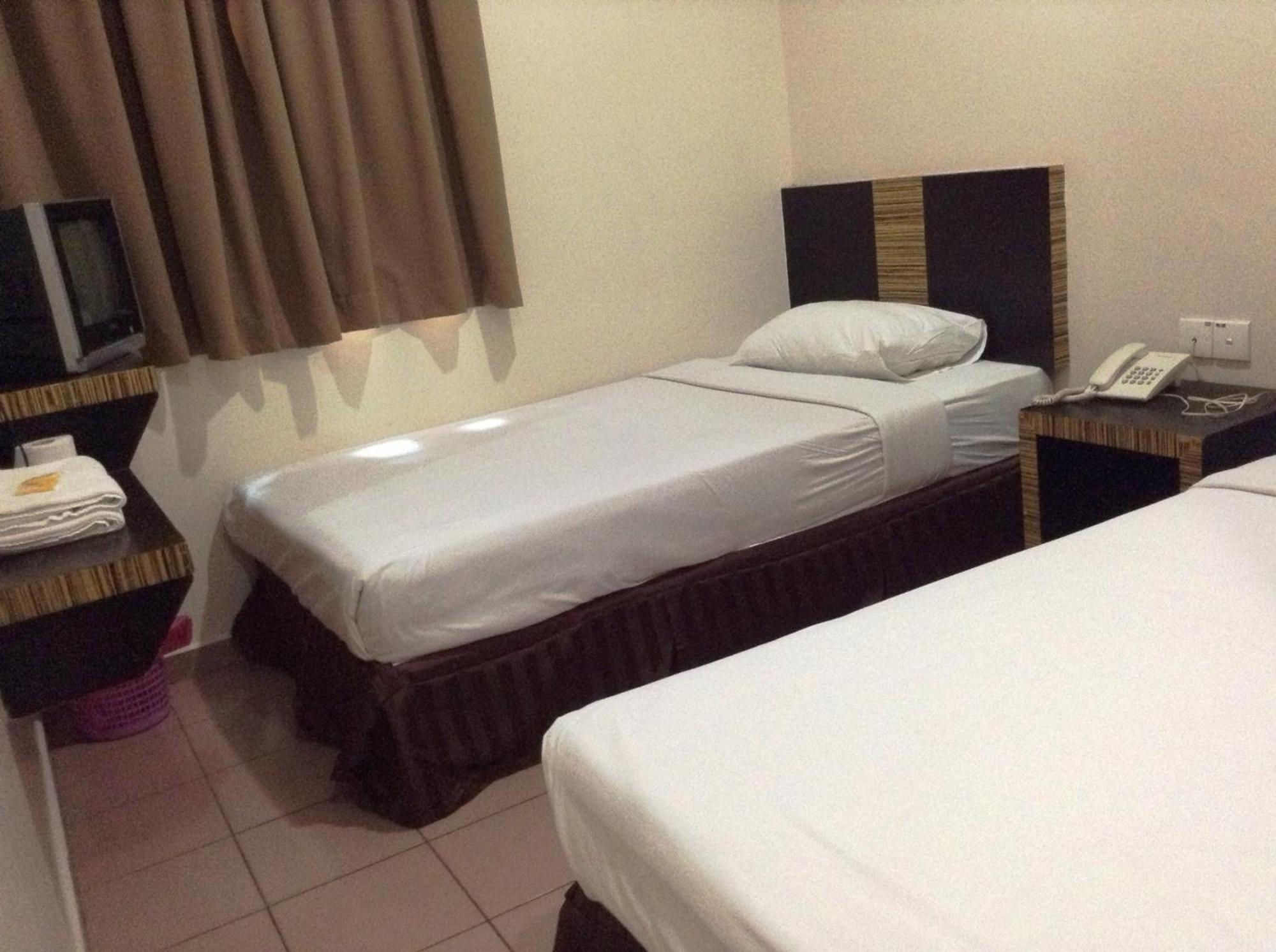 Hotel Traveller Kota Kinabalu Zimmer foto